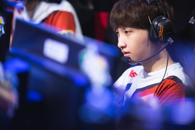 手抢得先机 手抢得先机